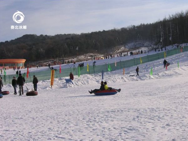 滑雪場建設.jpg